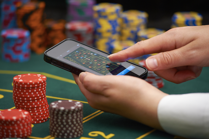 The World of Online Gambling: A Growing Phenomenon